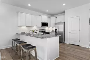 6423 Granite Quarry Dr, Raleigh, NC 27610 - Photo 32