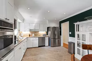 304 Latimer Rd, Raleigh, NC 27609 - Photo 20