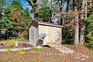 1240 Banjo Dr, Zebulon, NC 27597 - Photo 8