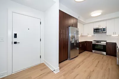 615 W Peace Street #306, Raleigh, NC 27605 - Photo 2