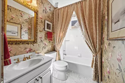 73219 Burrington, Chapel Hill, NC 27517 - Photo 10