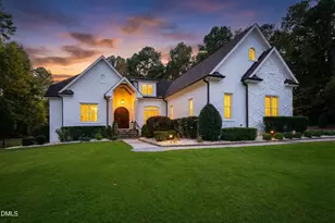 2604 Homestead Forest Dr, Zebulon, NC 27597 - Photo 2