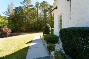 2604 Homestead Forest Dr, Zebulon, NC 27597 - Photo 10