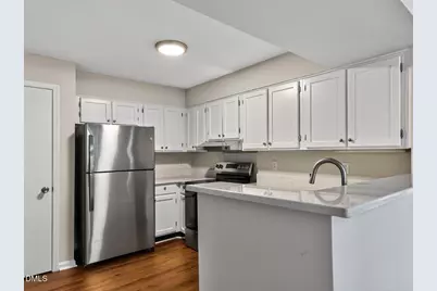 911 Washington Street #203, Raleigh, NC 27605 - Photo 12