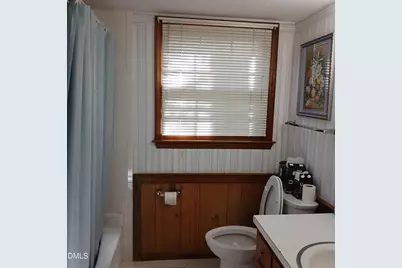 409 Cottonwood Circle, Raleigh, NC 27609 - Photo 4