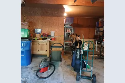 409 Cottonwood Circle, Raleigh, NC 27609 - Photo 10