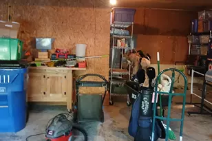 409 Cottonwood Cir, Raleigh, NC 27609 - Photo 10