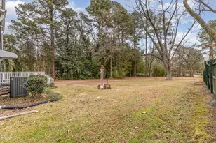 612 N Main St, Louisburg, NC 27549 - Photo 24