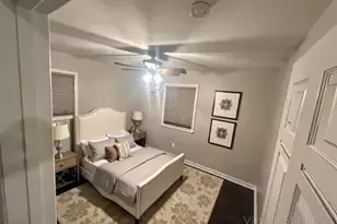 1221 Woodbriar Ave, Greensboro, NC 27405 - Photo 6