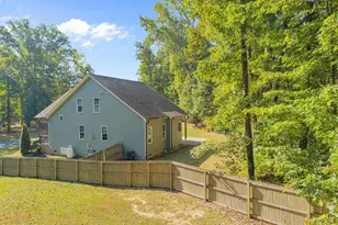 120 Glen Oaks Dr, Youngsville, NC 27596 - Photo 2