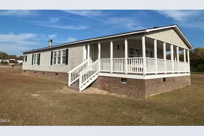 102 Bladestone Place, Pikeville, NC 27863 - Photo 2