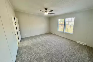 102 Bladestone Pl, Pikeville, NC 27863 - Photo 6