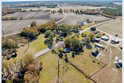 212 W Church Street, Conetoe, NC 27819 - Photo 14