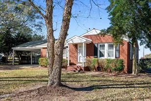 212 W Church St, Conetoe, NC 27819 - Photo 10