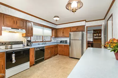 21 London Lane, Mebane, NC 27302 - Photo 10