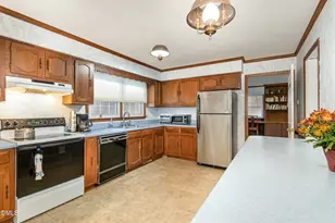 21 London Ln, Mebane, NC 27302 - Photo 10