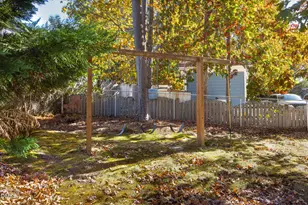 5520 Round Hill Ln, Raleigh, NC 27616 - Photo 28