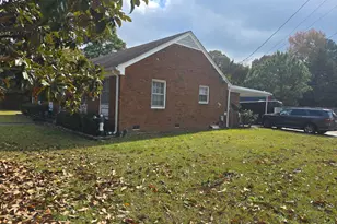 1735 Meadowbrook Ln W, Wilson, NC 27893 - Photo 4