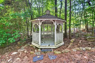 100 Eagle Rock Ct, Chapel Hill, NC 27516 - Photo 54