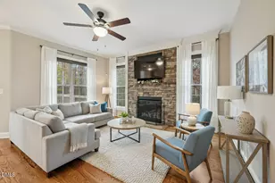 35 Falcon Crest Ln, Youngsville, NC 27596 - Photo 4