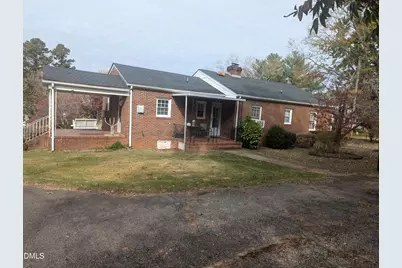 821 W Sycamore Street, Chase City, VA 23924 - Photo 2