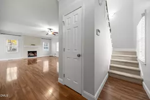 11829 N Exeter Way, Raleigh, NC 27613 - Photo 10