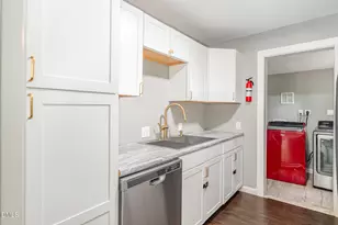 1401 Robinhood Rd, Durham, NC 27701 - Photo 14