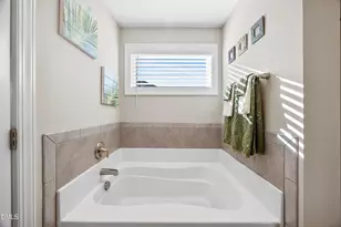 3420 Fontana Lake Dr, Fuquay Varina, NC 27526 - Photo 28