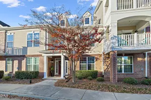 10330 Sablewood Dr, Raleigh, NC 27617 - Photo 2