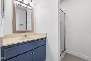 1 Vauxhall Pl, Chapel Hill, NC 27517 - Photo 20