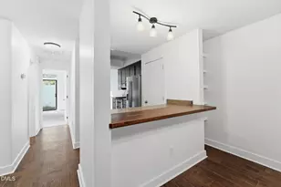 1 Vauxhall Pl, Chapel Hill, NC 27517 - Photo 14