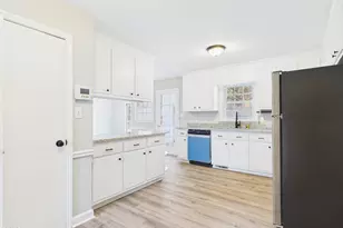 3804 Kenwood Dr, Hillsborough, NC 27278 - Photo 12