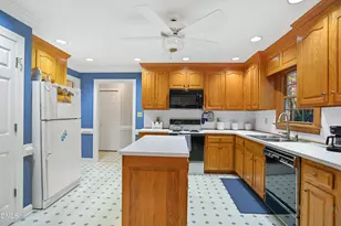 5009 Shimberg Pl, Fuquay Varina, NC 27526 - Photo 10