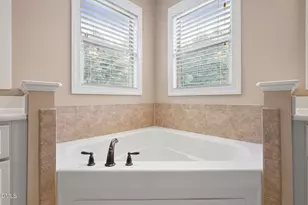 129 Middlegreen Pl, Holly Springs, NC 27540 - Photo 18