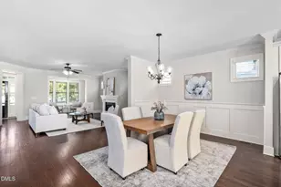 129 Middlegreen Pl, Holly Springs, NC 27540 - Photo 6