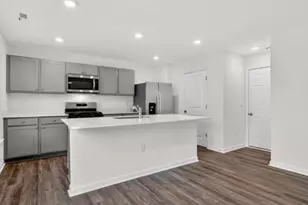 238 Palm Dr, Sanford, NC 27332 - Photo 8