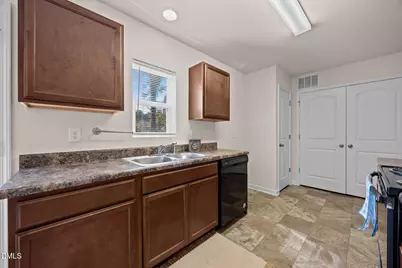 107 Deanne Lane, Coats, NC 27521 - Photo 12