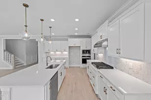 45 W Victoria Rdg Dr, Selma, NC 27576 - Photo 6