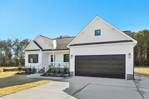 130 Bryant Farm Dr, Selma, NC 27576 - Photo 4
