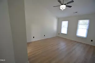 412 Maymont Dr, Durham, NC 27703 - Photo 8
