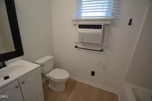 412 Maymont Dr, Durham, NC 27703 - Photo 12