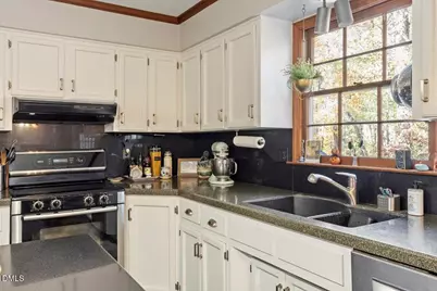 408 Amelia, Raleigh, NC 27615 - Photo 12