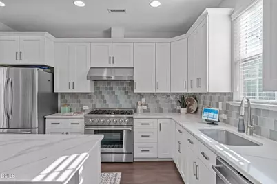 1432 Palace Garden Way, Raleigh, NC 27603 - Photo 2