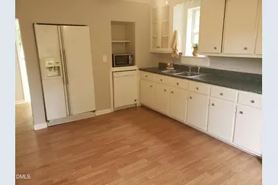 306 S Moore Street, Clayton, NC 27520 - Photo 2