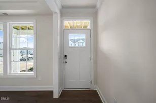 521 Dorset Strm Dr, Fuquay-Varina, NC 27526 - Photo 2