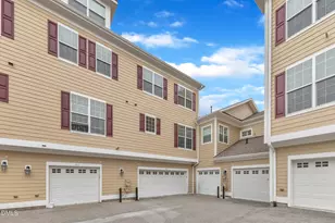 9211 Calabria Dr, Raleigh, NC 27617 - Photo 40