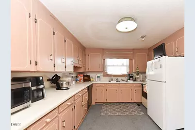 314 W Main Street, Benson, NC 27504 - Photo 14