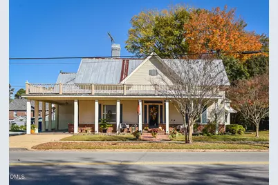 314 W Main Street, Benson, NC 27504 - Photo 2