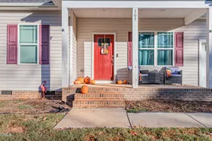 105 Doe Dr, Louisburg, NC 27549 - Photo 4