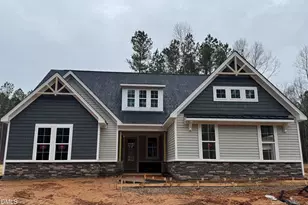 131 E Victoria Ridge Dr, Selma, NC 27576 - Photo 1